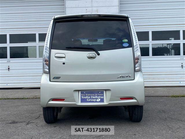 Daihatsu MOVE 2013-06 8355032-5