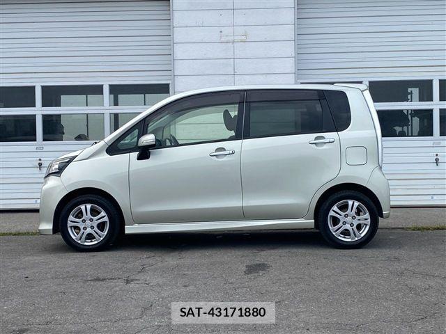 Daihatsu MOVE 2013-06 8355032-7