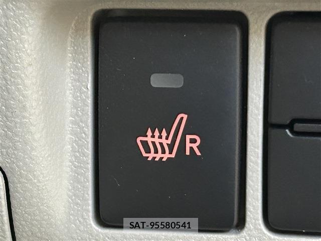 Daihatsu MOVE 2023-03 8562778-24