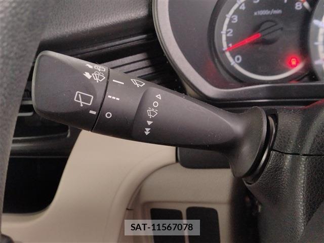 Daihatsu MOVE 2021-09 8830502-23