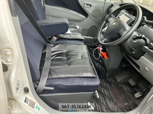 Daihatsu MOVE 2008-08 8850000-9