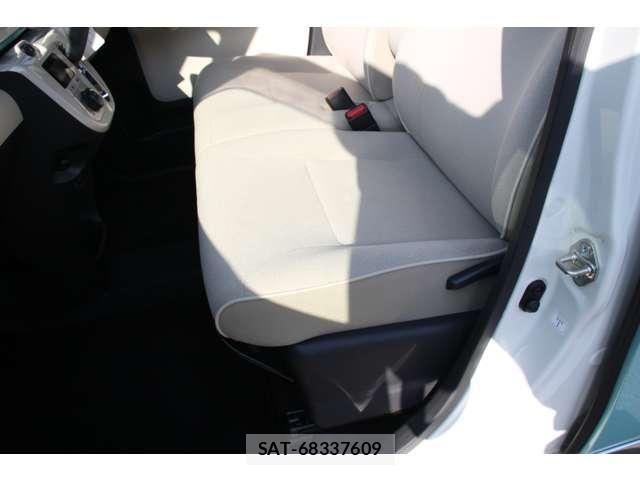 Daihatsu MOVE CANBUS 2019-05 6677020-28