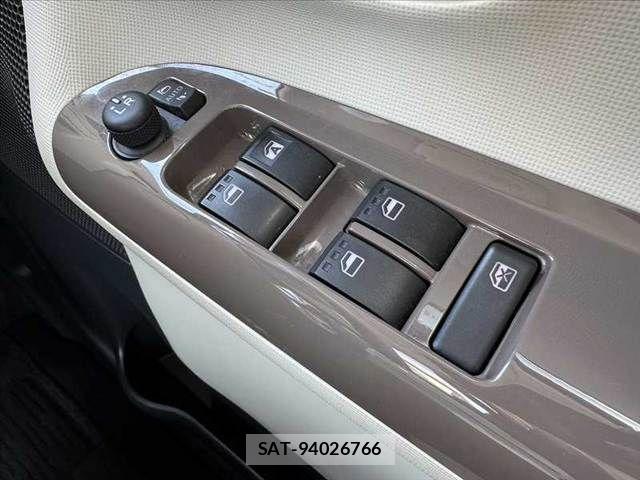 Daihatsu MOVE CANBUS 2017-12 6909484-25