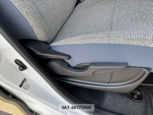 Daihatsu MOVE CANBUS 2024-08 8036909-26