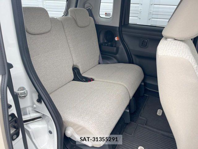 Daihatsu MOVE CANBUS 2022-01 8208857-9