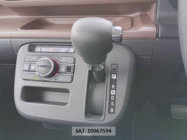 Daihatsu MOVE CANBUS 2025-04 8666573-18