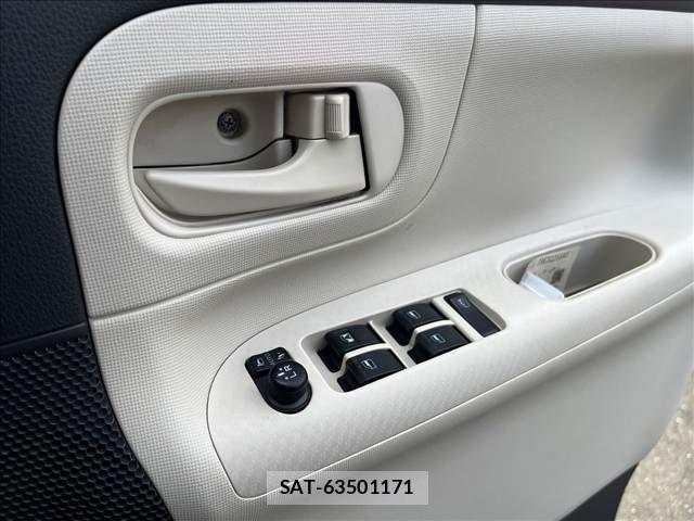 Daihatsu MOVE CANBUS 2018-01 8660410-26