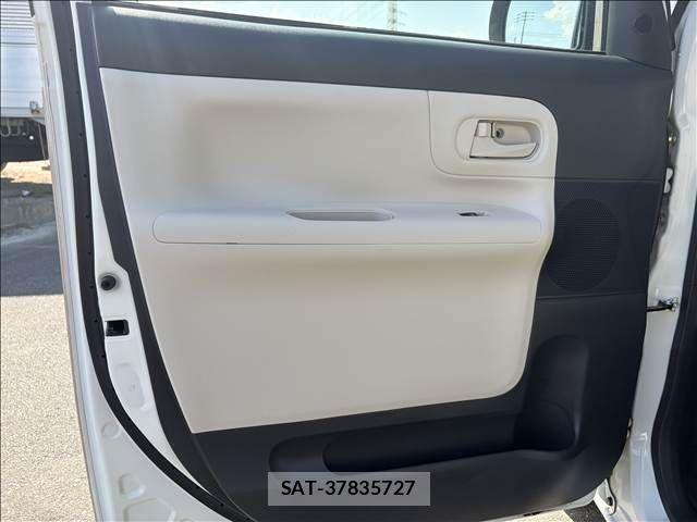 Daihatsu MOVE CANBUS 2018-01 8686028-17