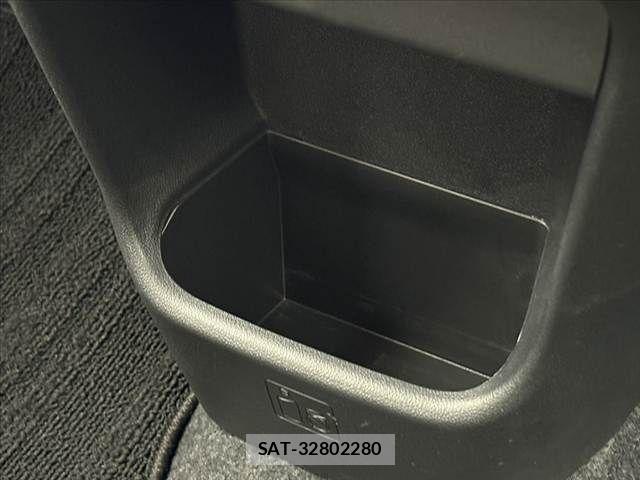 Daihatsu MOVE CANBUS 2018-06 8100595-23
