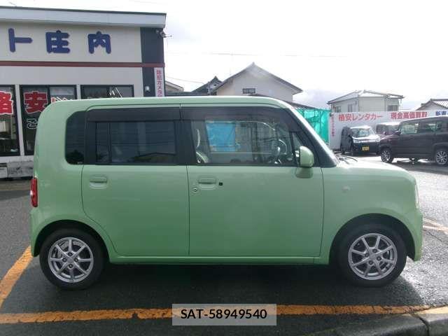 Daihatsu MOVE CONTE 2014-06 843017-3