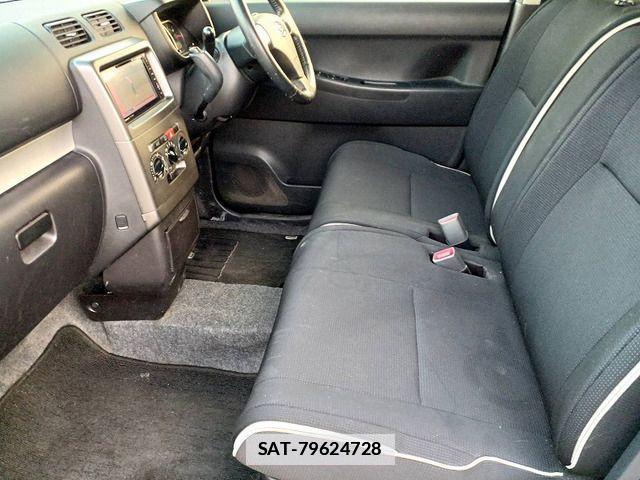 Daihatsu MOVE CONTE 2015-08 1386654-11