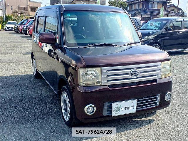 Daihatsu MOVE CONTE 2015-08 1386654-3