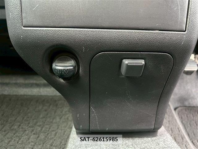 Daihatsu MOVE CONTE 2013-03 2030978-13