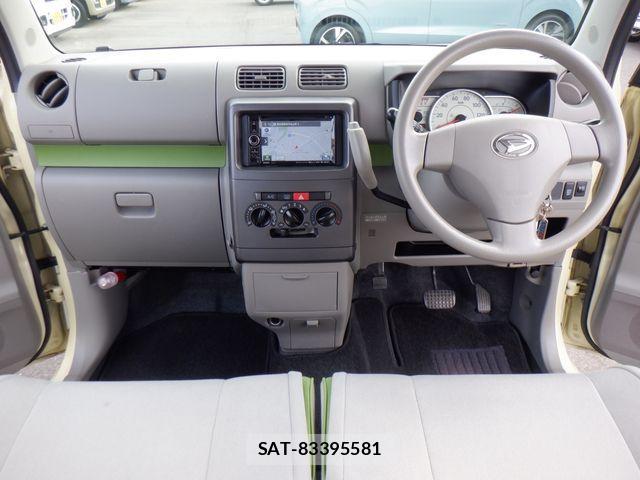 Daihatsu MOVE CONTE 2014-06 2211996-9