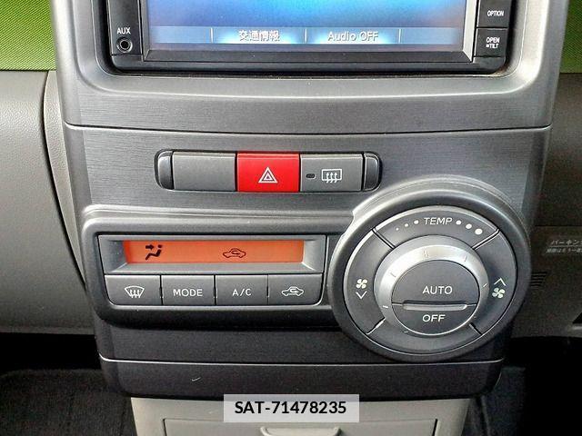 Daihatsu MOVE CONTE 2013-08 4597182-19