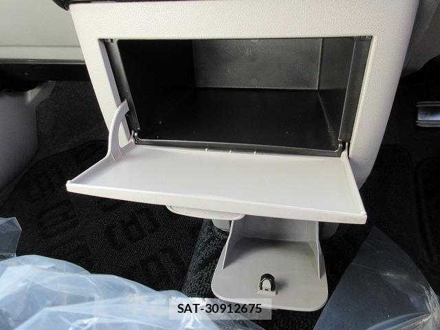 Daihatsu MOVE CONTE 2013-05 4970607-14