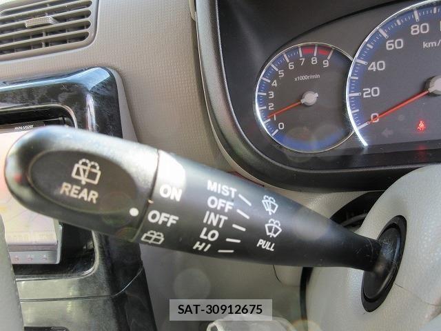Daihatsu MOVE CONTE 2013-05 4970607-15