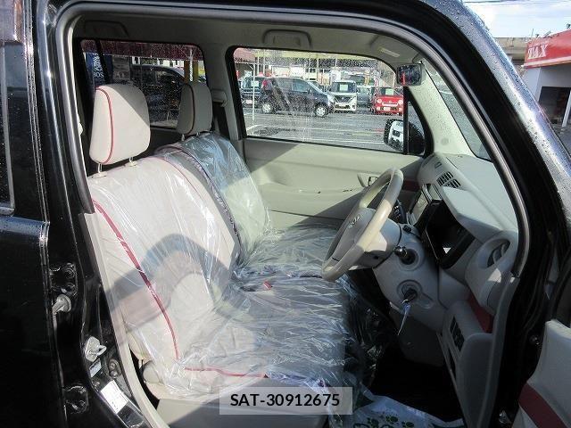 Daihatsu MOVE CONTE 2013-05 4970607-17