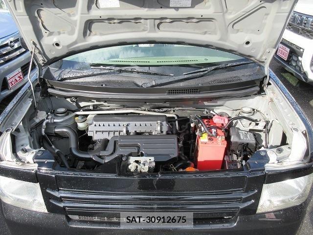 Daihatsu MOVE CONTE 2013-05 4970607-28