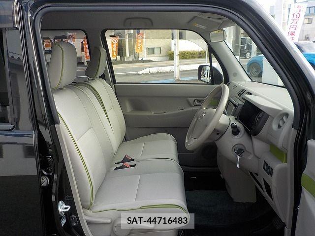 Daihatsu MOVE CONTE 2015-03 5872944-12