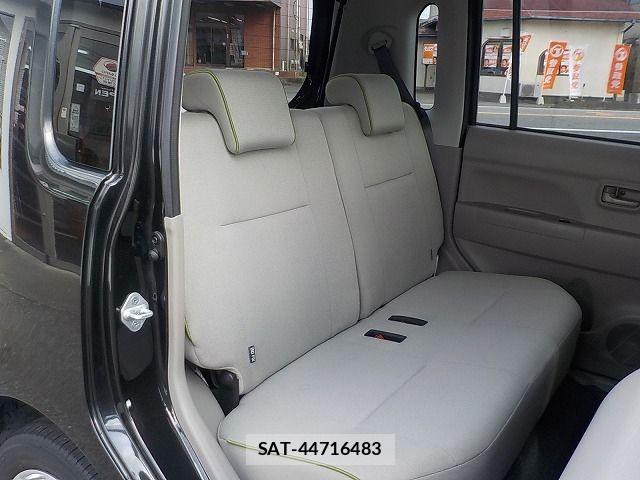 Daihatsu MOVE CONTE 2015-03 5872944-17