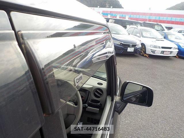 Daihatsu MOVE CONTE 2015-03 5872944-24