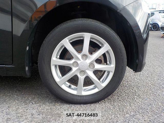 Daihatsu MOVE CONTE 2015-03 5872944-29