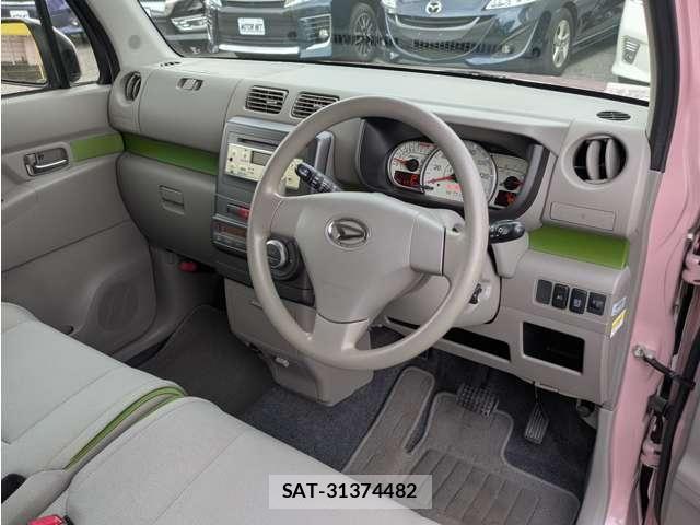 Daihatsu MOVE CONTE 2013-07 6752484-22