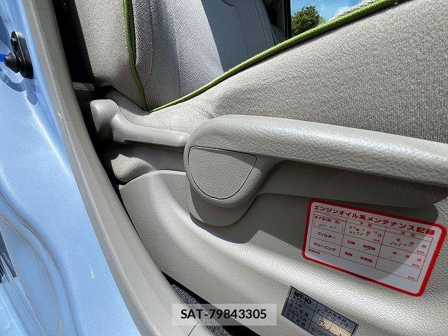 Daihatsu MOVE CONTE 2013-08 7059743-22