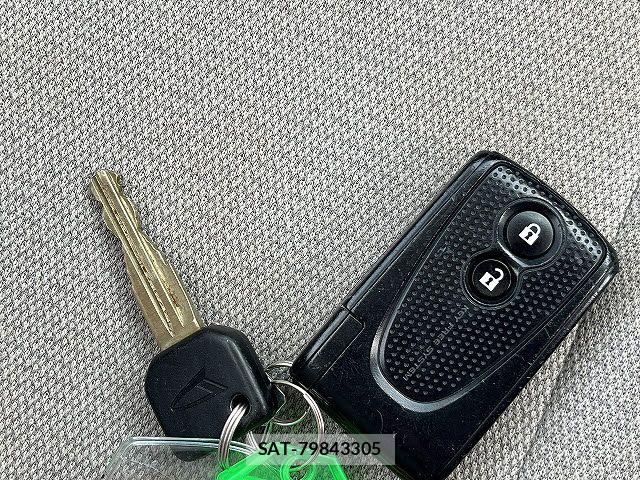 Daihatsu MOVE CONTE 2013-08 7059743-25
