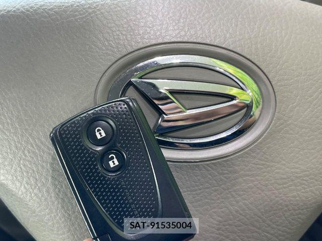 Daihatsu MOVE CONTE 2013-09 7222208-4