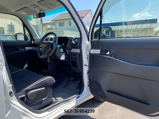 Daihatsu MOVE CONTE 2015-05 7222212-12