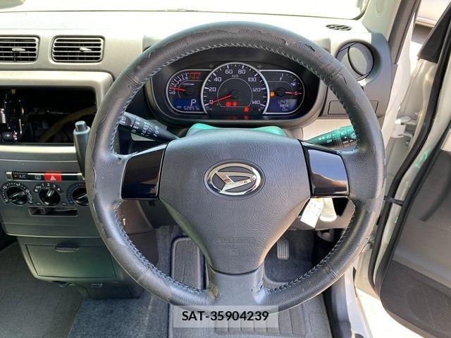 Daihatsu MOVE CONTE 2015-05 7222212-21