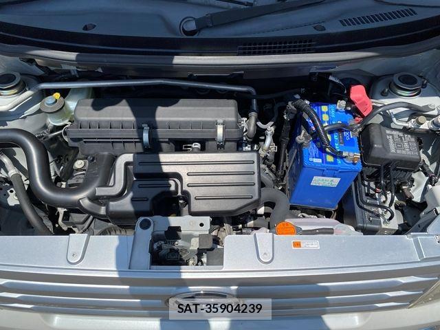 Daihatsu MOVE CONTE 2015-05 7222212-28