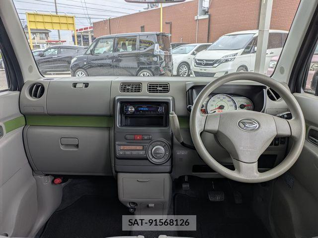 Daihatsu MOVE CONTE 2014-06 7328620-2
