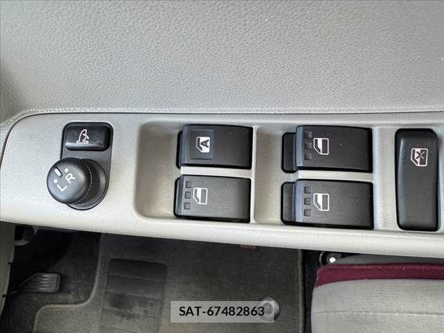 Daihatsu MOVE CONTE 2011-10 7328621-5
