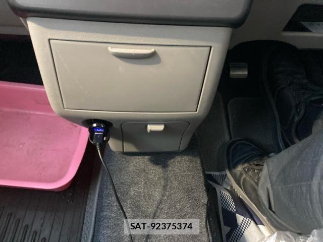 Daihatsu MOVE CONTE 2012-01 7358886-21