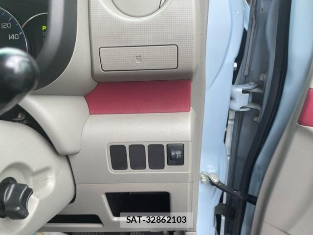 Daihatsu MOVE CONTE 2011-05 7358888-13
