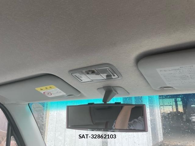 Daihatsu MOVE CONTE 2011-05 7358888-18