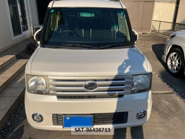 Daihatsu MOVE CONTE 2015-07 7456039-0