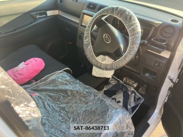 Daihatsu MOVE CONTE 2015-07 7456039-11