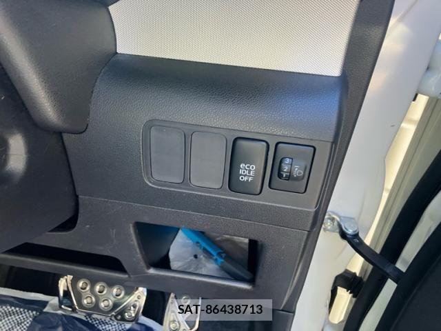 Daihatsu MOVE CONTE 2015-07 7456039-14