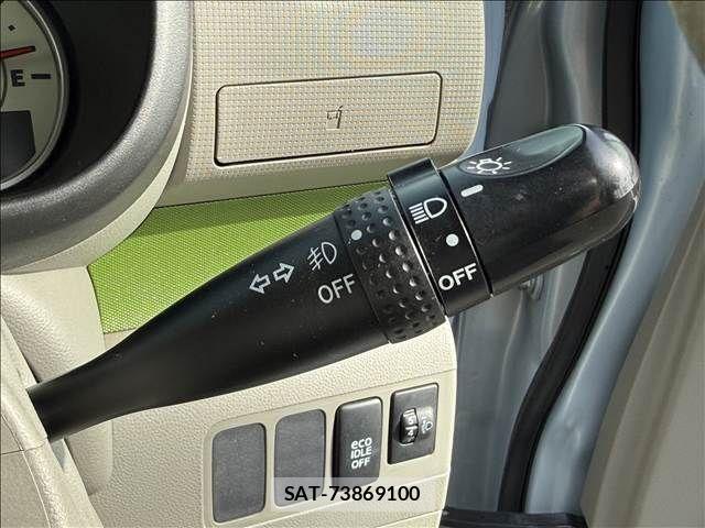 Daihatsu MOVE CONTE 2013-08 7509328-28