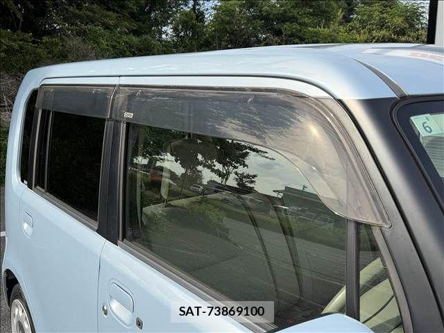 Daihatsu MOVE CONTE 2013-08 7509328-29