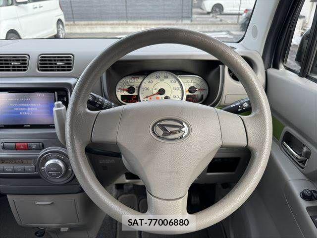 Daihatsu MOVE CONTE 2016-02 7618345-8