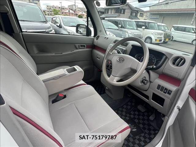 Daihatsu MOVE CONTE 2013-07 7618344-12