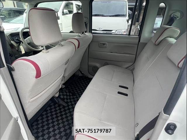 Daihatsu MOVE CONTE 2013-07 7618344-15