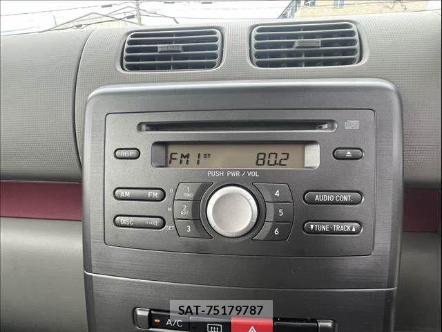 Daihatsu MOVE CONTE 2013-07 7618344-18
