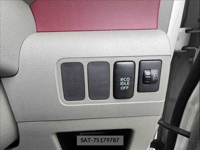 Daihatsu MOVE CONTE 2013-07 7618344-21