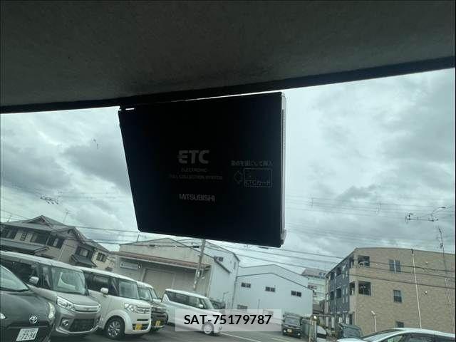 Daihatsu MOVE CONTE 2013-07 7618344-26